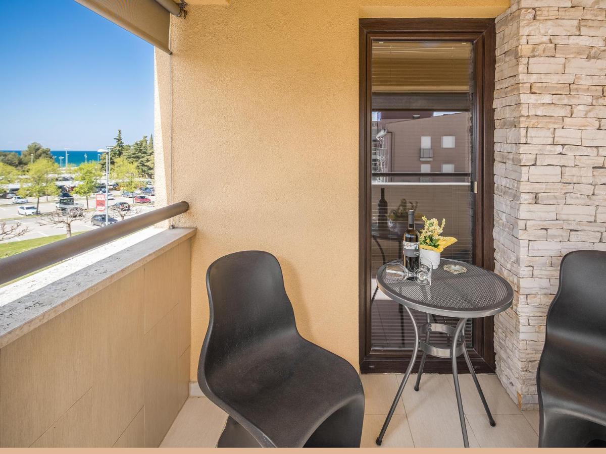 Apartment Residence Пореч Екстер'єр фото