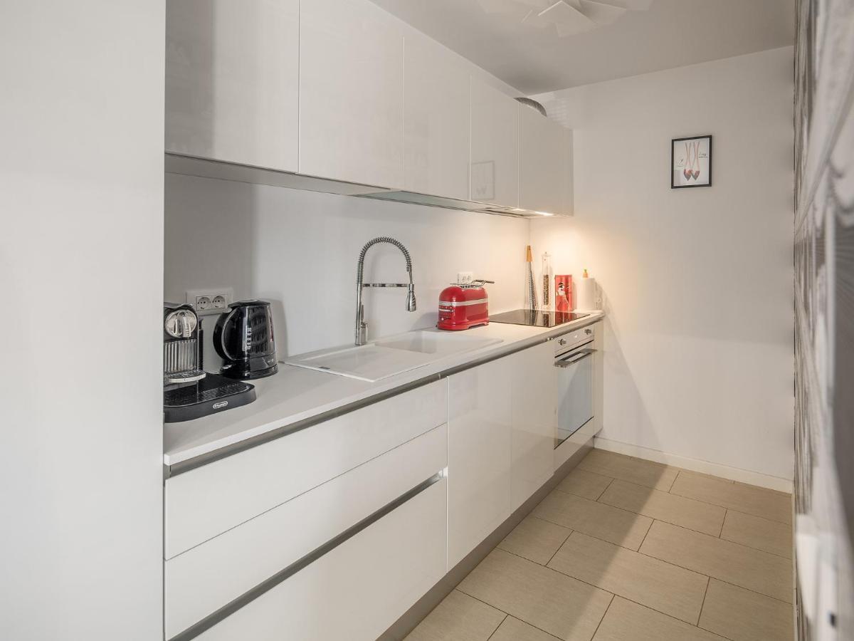 Apartment Residence Пореч Екстер'єр фото